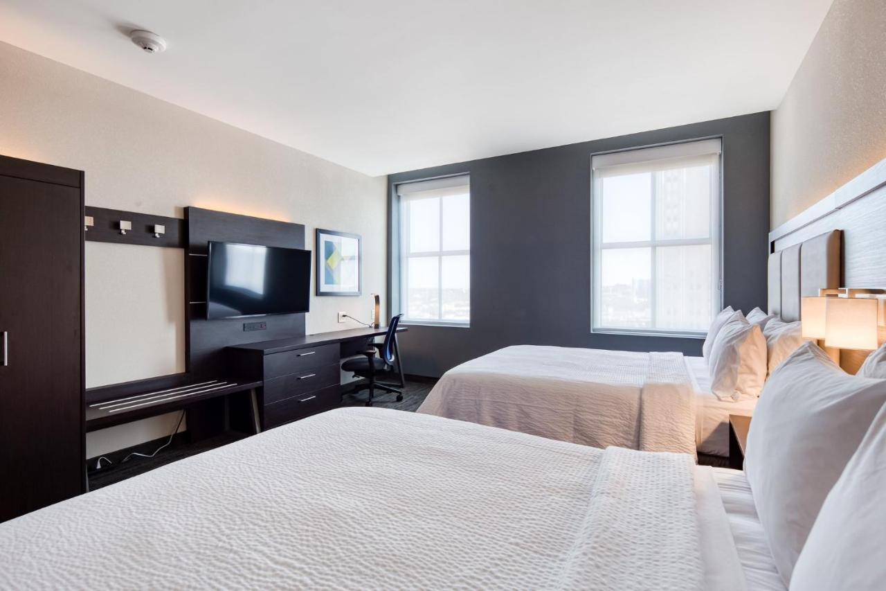 Holiday Express - Downtown By Ihg Hotel