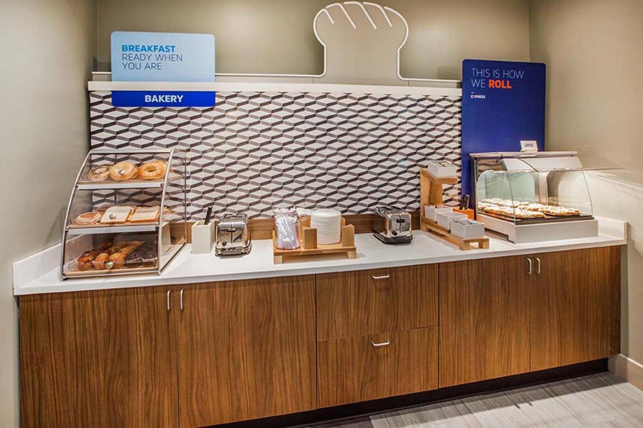 Hotel Holiday Express - Downtown By Ihg Kansas City