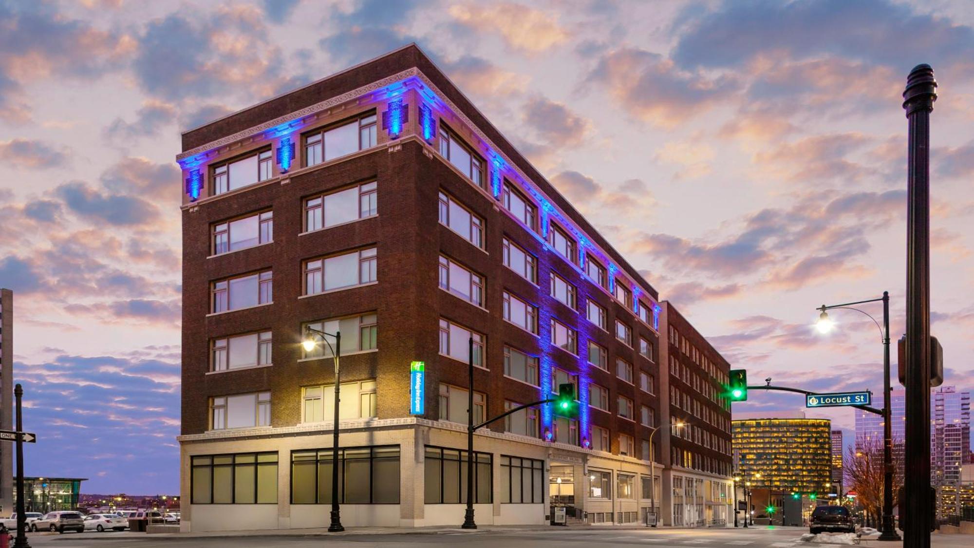 Holiday Express - Downtown By Ihg Hotel Kansas City